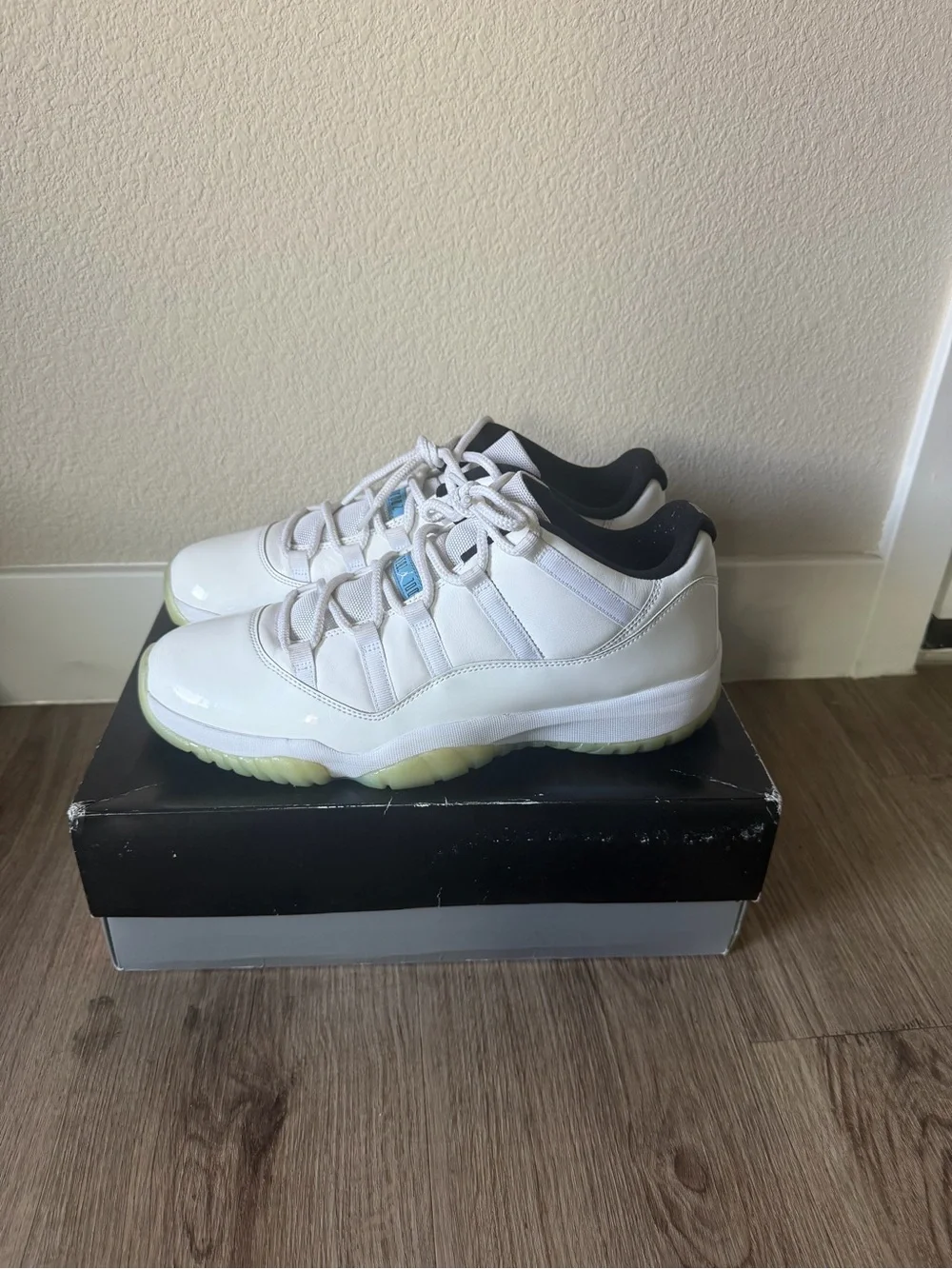 Jordan Legend Blue 11 Lows